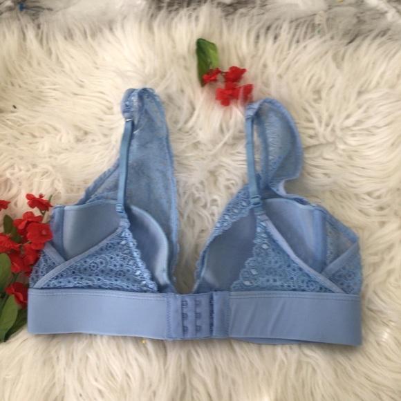 Blue Lace Bra - Picture 4 of 4